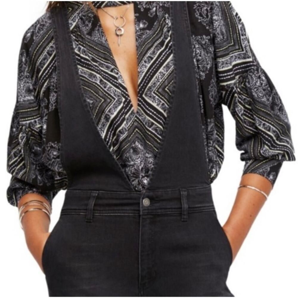 Free People Keyhole Blouse Size XS